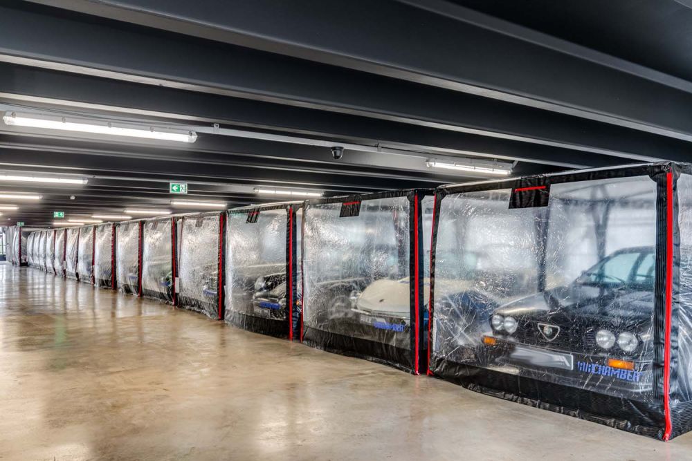 Classic car showroom for film and photoshoot hire (Brentford, London)