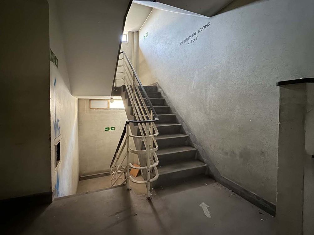 1930's theatre hall for film and photoshoot hire (Greenwich, London)