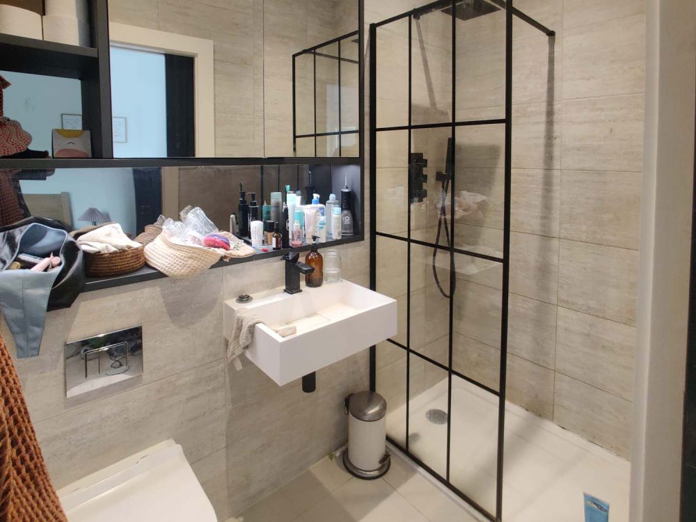 Modern flat in a new build block for film and photoshoot hire (Hackney, London)