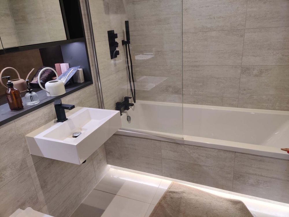 Modern flat in a new build block for film and photoshoot hire (Hackney, London)