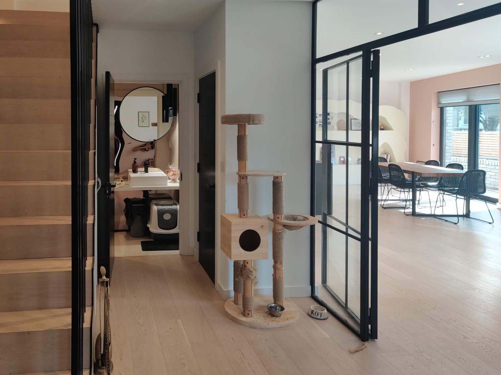 Modern flat in a new build block for film and photoshoot hire (Hackney, London)