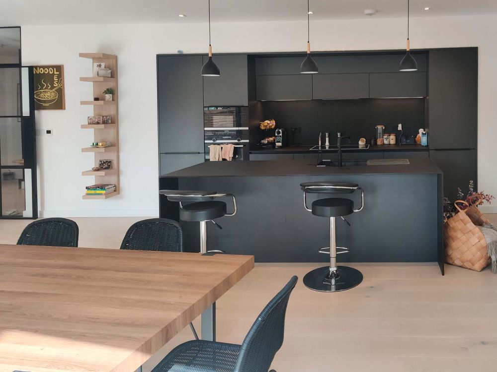 Modern flat in a new build block for film and photoshoot hire (Hackney, London)