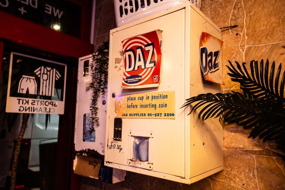 Launderette available for film and photoshoot hire (Islington, London)