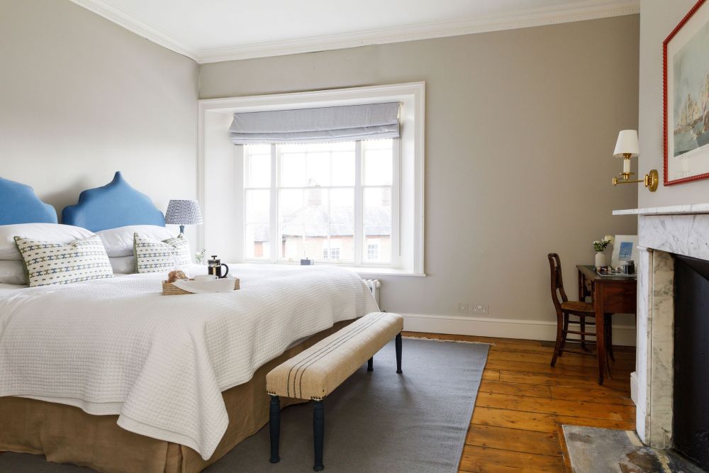 Grade II listed village manor