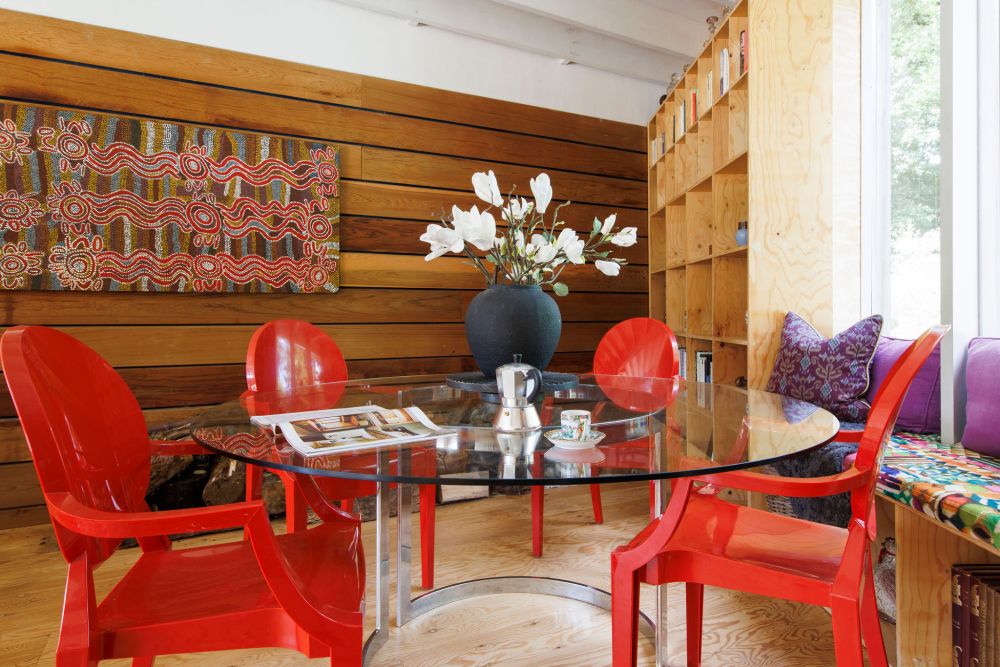 An architecturally unique timber-clad  home in the South Downs