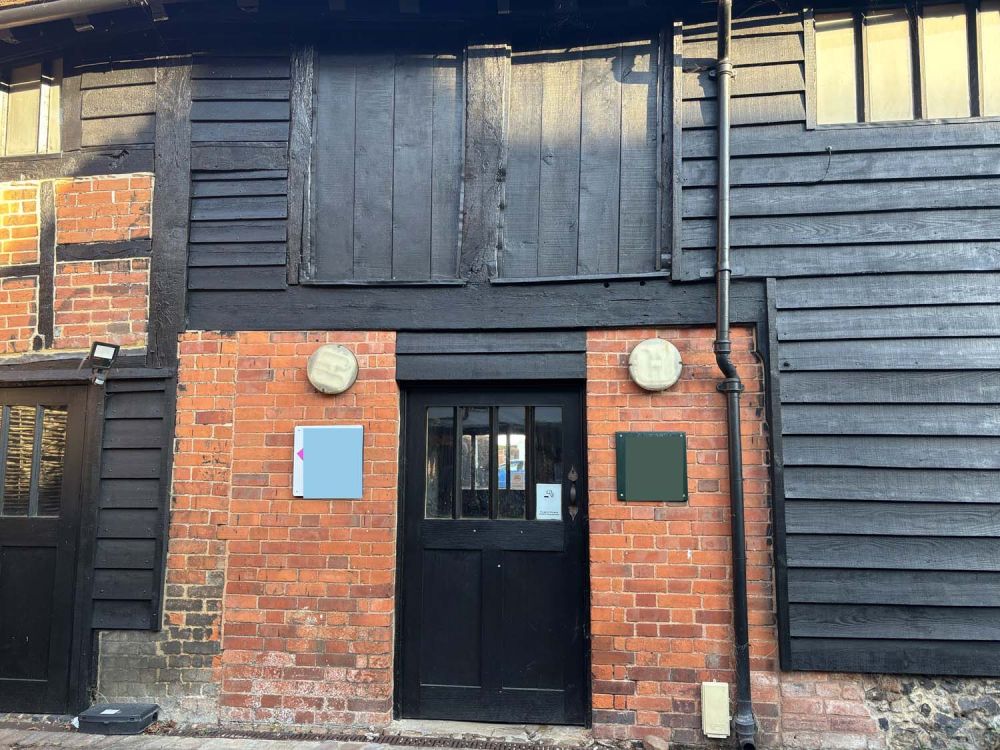 Event space in a converted barn for film, photoshoot and event hire (Henley-on-Thames, Oxfordshire)