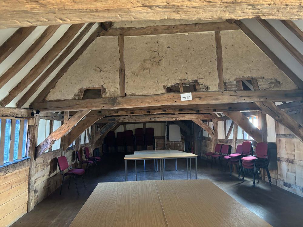 Event space in a converted barn for film, photoshoot and event hire (Henley-on-Thames, Oxfordshire)