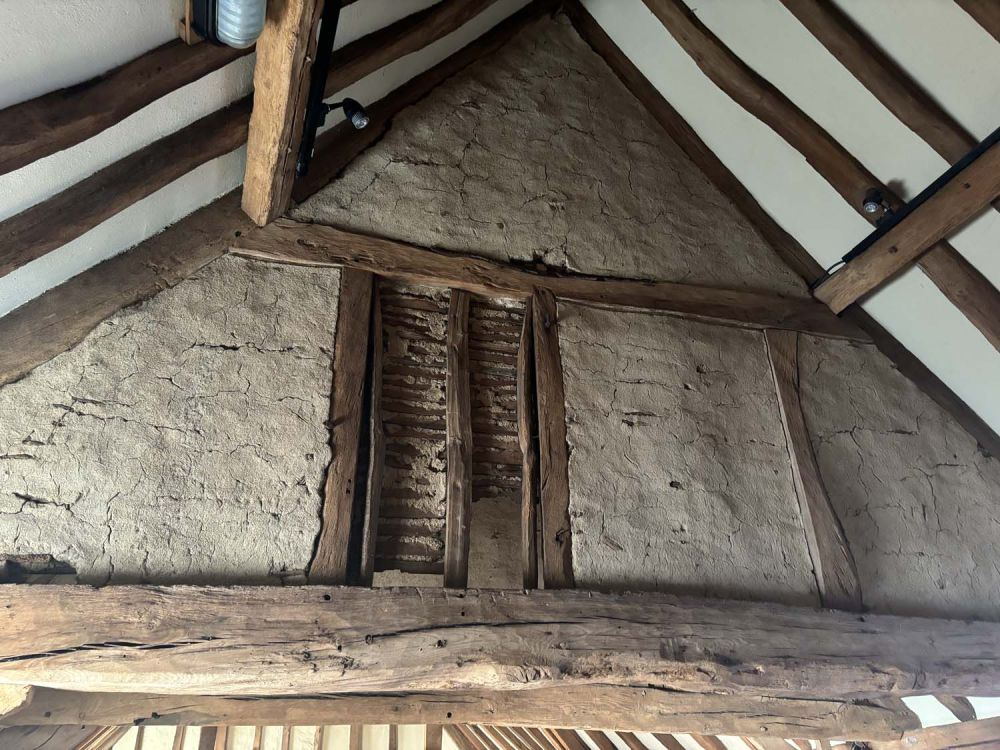 Event space in a converted barn for film, photoshoot and event hire (Henley-on-Thames, Oxfordshire)