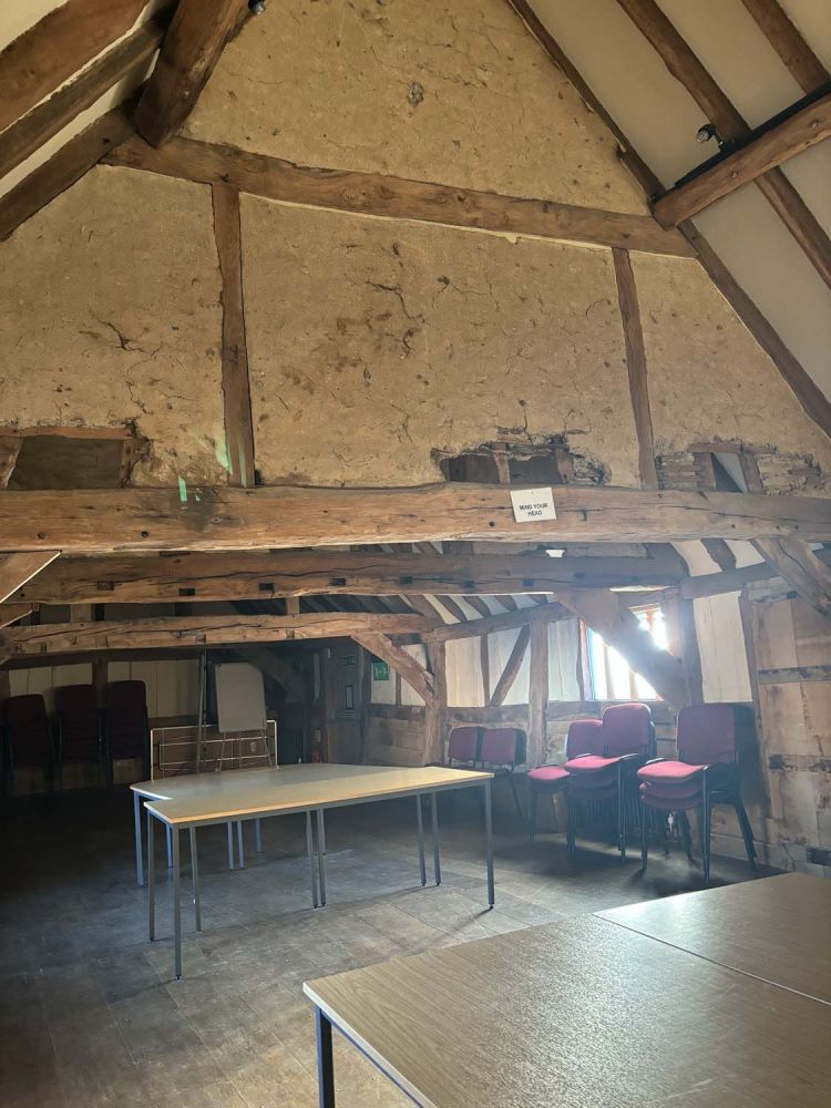 Event space in a converted barn for film, photoshoot and event hire (Henley-on-Thames, Oxfordshire)