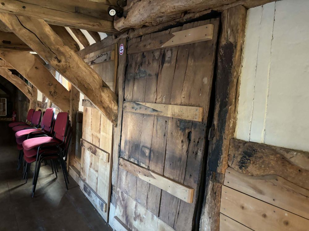 Event space in a converted barn for film, photoshoot and event hire (Henley-on-Thames, Oxfordshire)