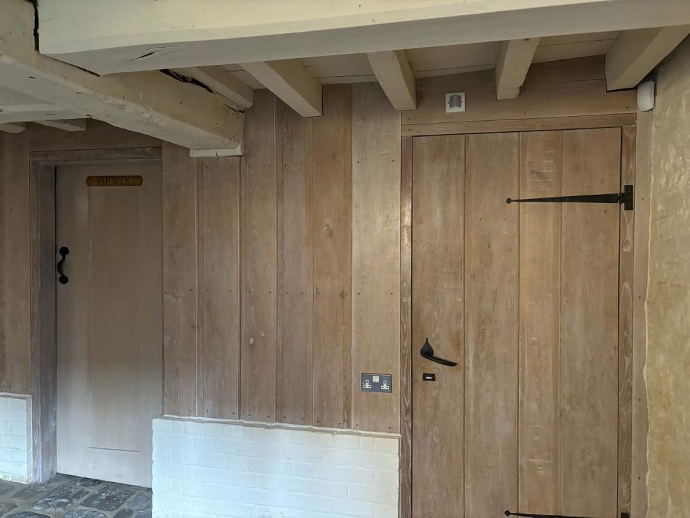 Event space in a converted barn for film, photoshoot and event hire (Henley-on-Thames, Oxfordshire)