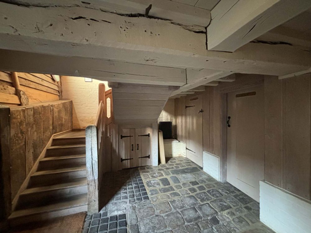 Event space in a converted barn for film, photoshoot and event hire (Henley-on-Thames, Oxfordshire)