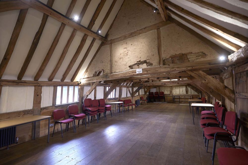 Event space in a converted barn for film, photoshoot and event hire (Henley-on-Thames, Oxfordshire)
