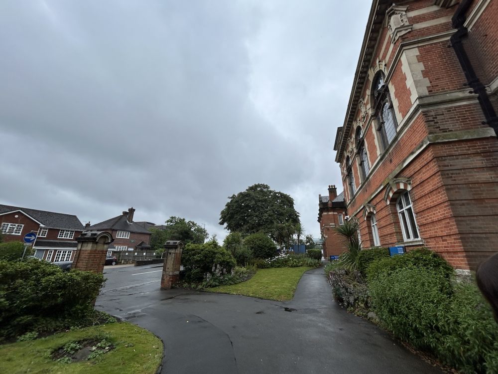 Town hall with meeting rooms, council chambers and period offices. (Reigate, Surrey)