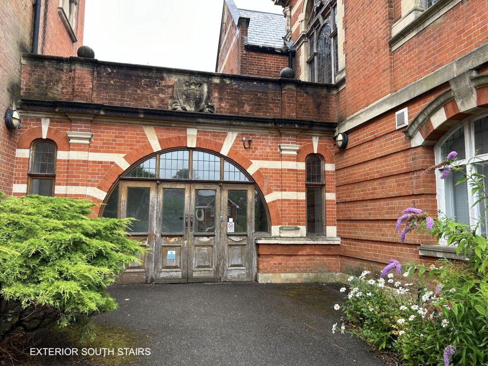 Town hall with meeting rooms, council chambers and period offices. (Reigate, Surrey)