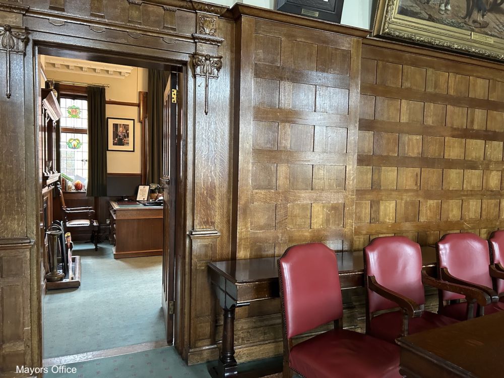 Town hall with meeting rooms, council chambers and period offices. (Reigate, Surrey)