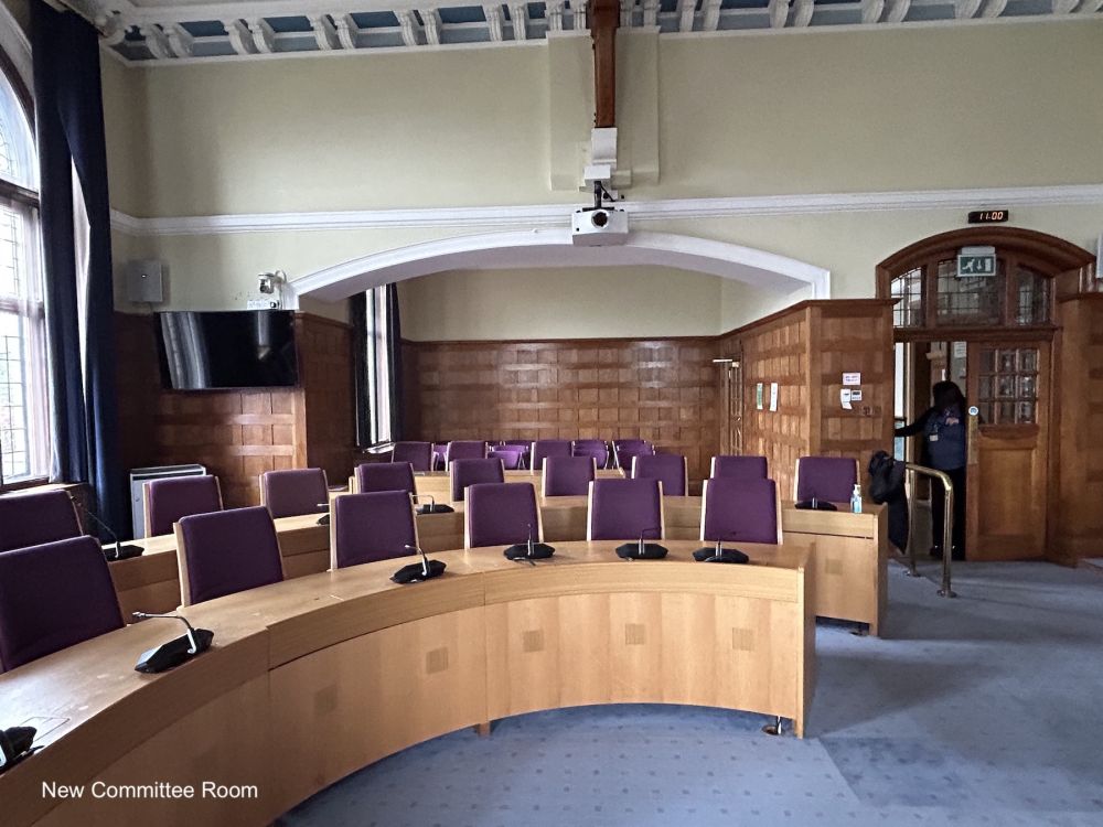Town hall with meeting rooms, council chambers and period offices. (Reigate, Surrey)
