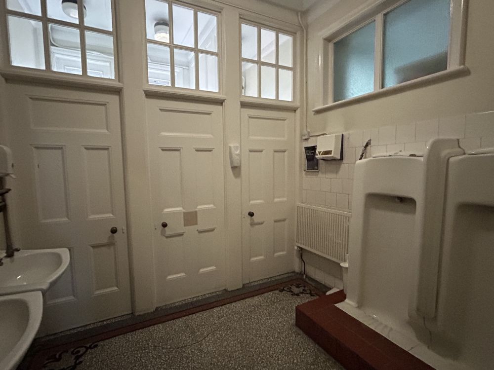 Town hall with meeting rooms, council chambers and period offices. (Reigate, Surrey)