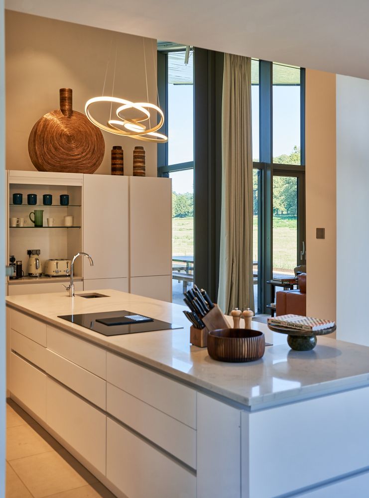 Luxurious Modern Home - Winchester