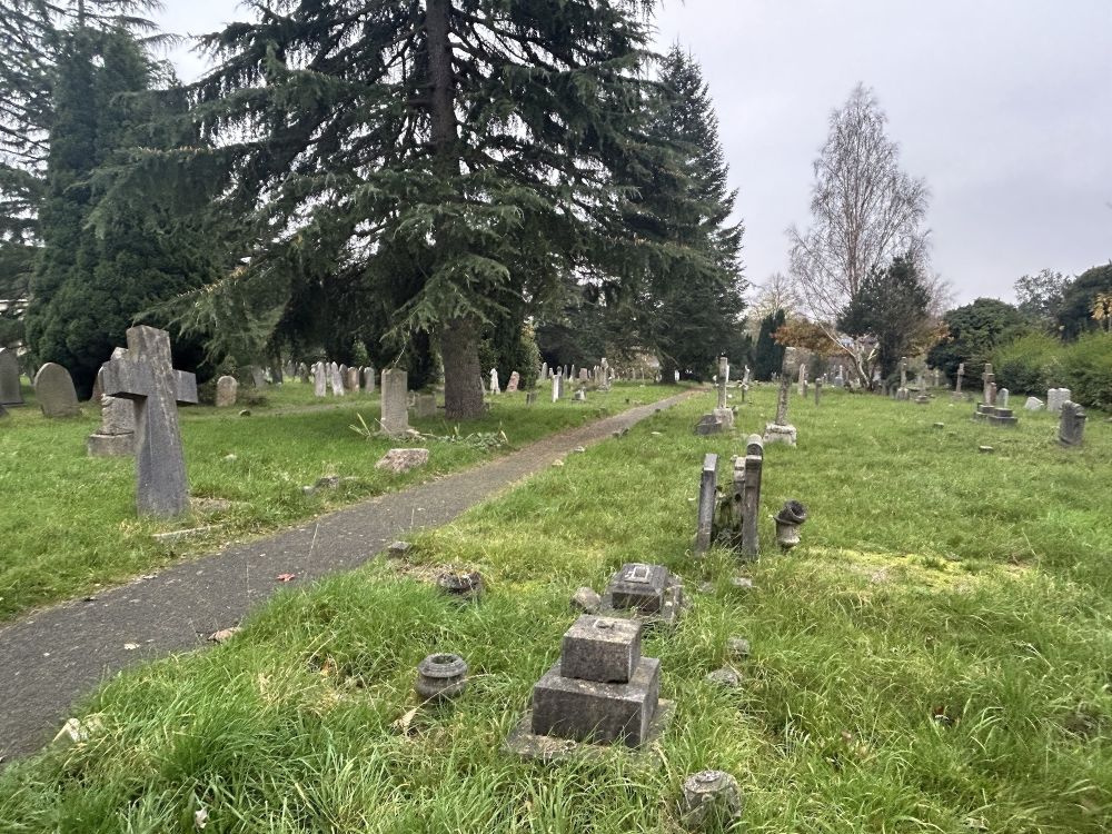 Reigate Cemetery (Surrey)