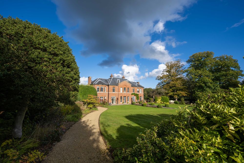 An underground private bar and recording studio with vintage retro touches