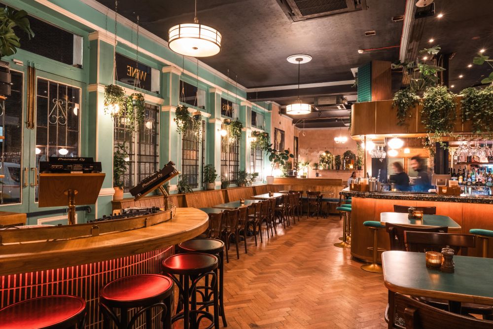 Hackney cocktail bar