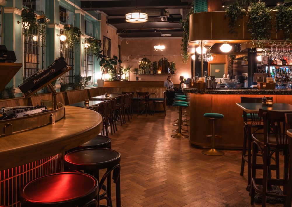 Hackney cocktail bar