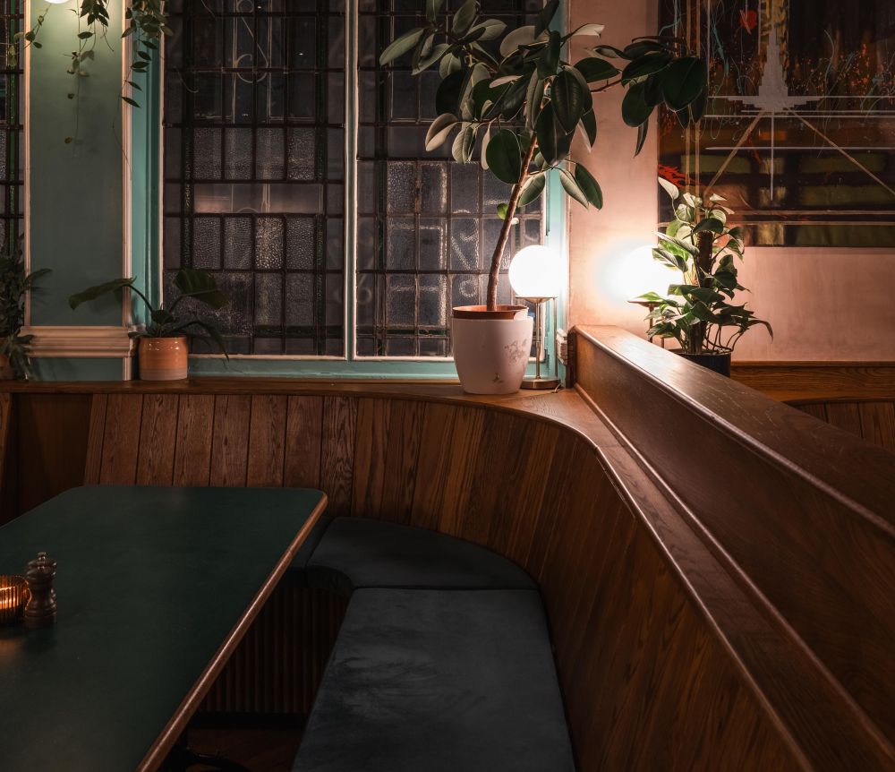 Hackney cocktail bar