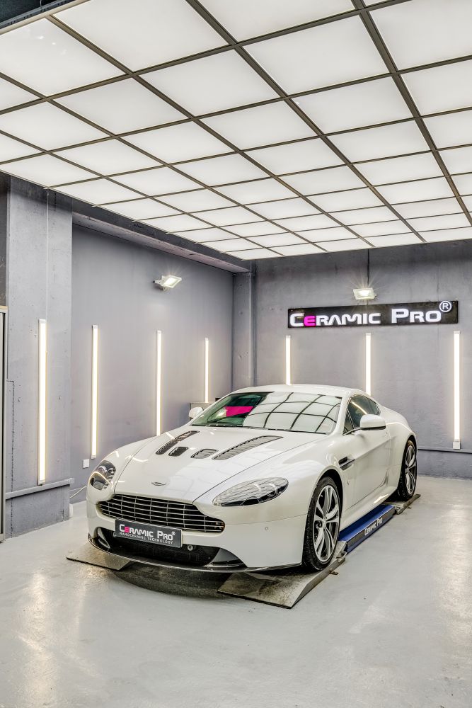 Brentford Car workshops