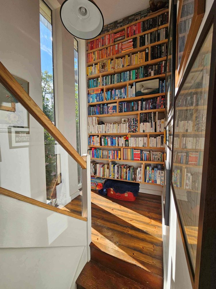 Double fronted, mid-terrace 1920’s house for filming and photoshoots (South London)