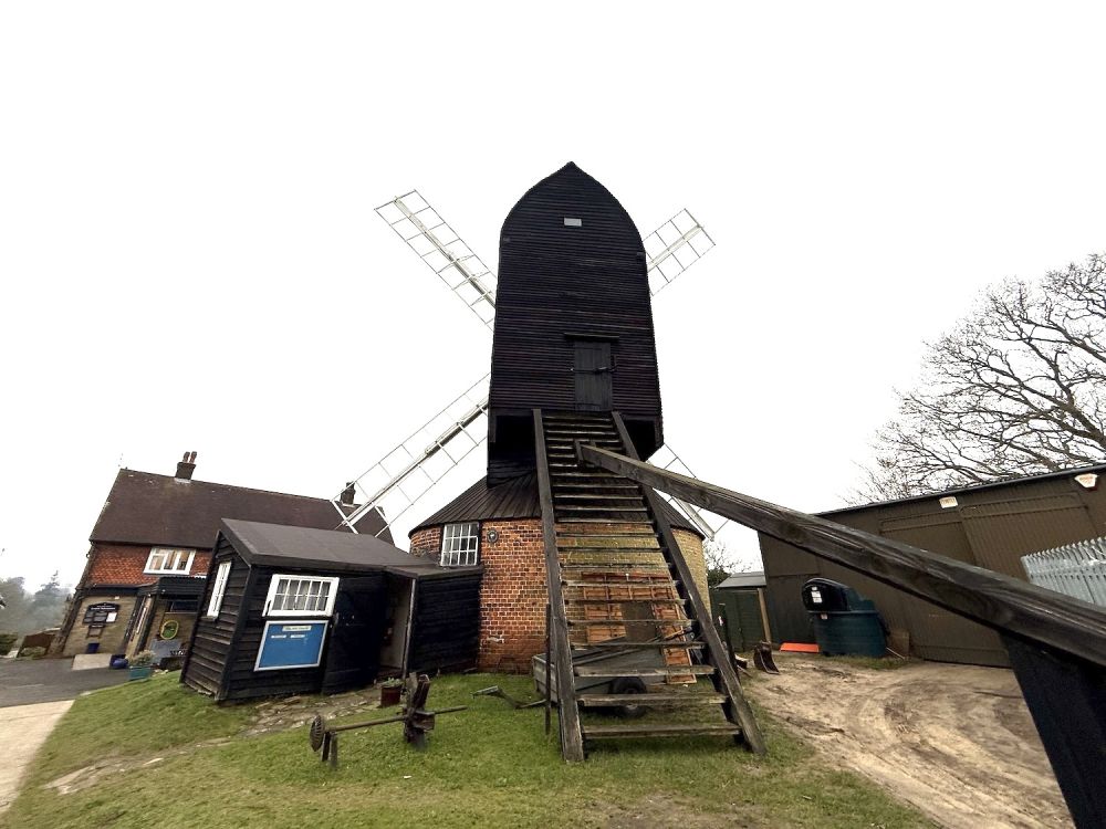 Unusual chapel in a windmill (Surrey)