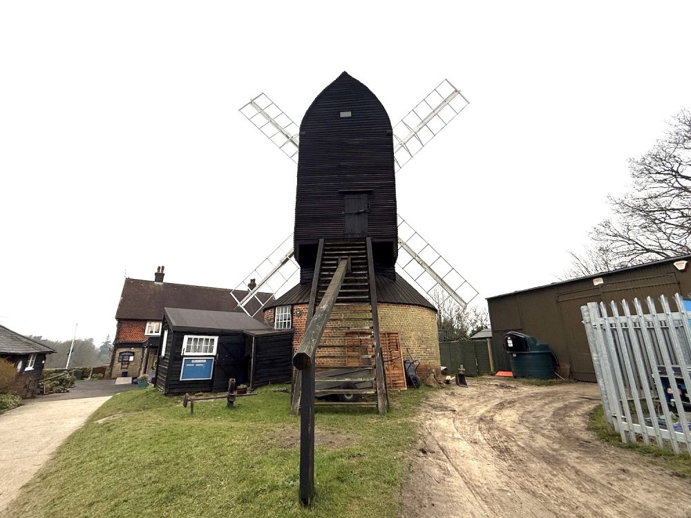 Unusual chapel in a windmill (Surrey)
