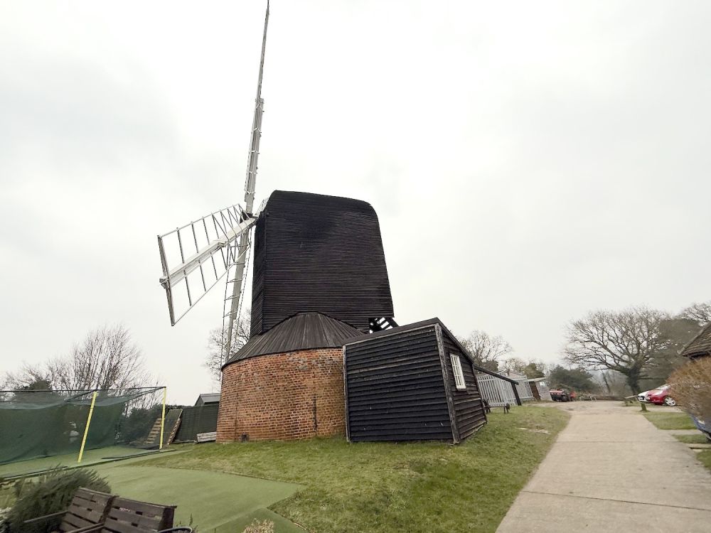 Unusual chapel in a windmill (Surrey)