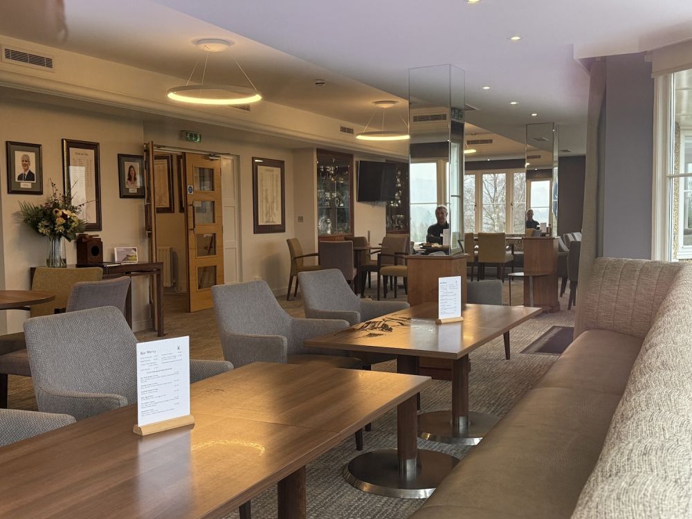 Golf course and clubhouse (Reigate, Surrey)