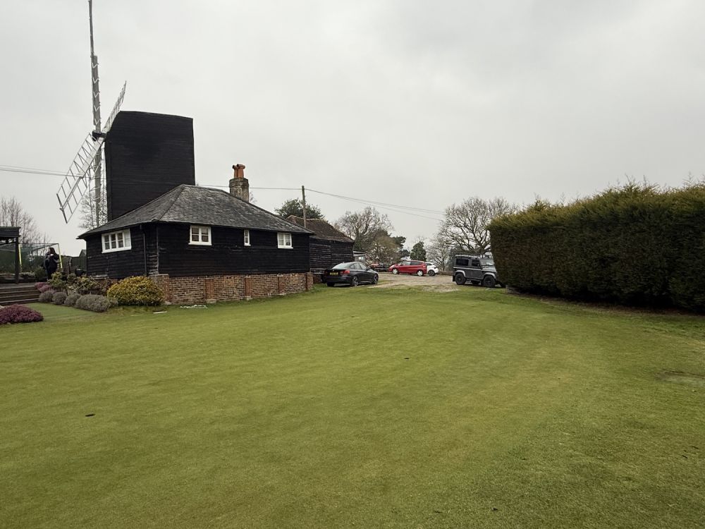 Golf course and clubhouse (Reigate, Surrey)