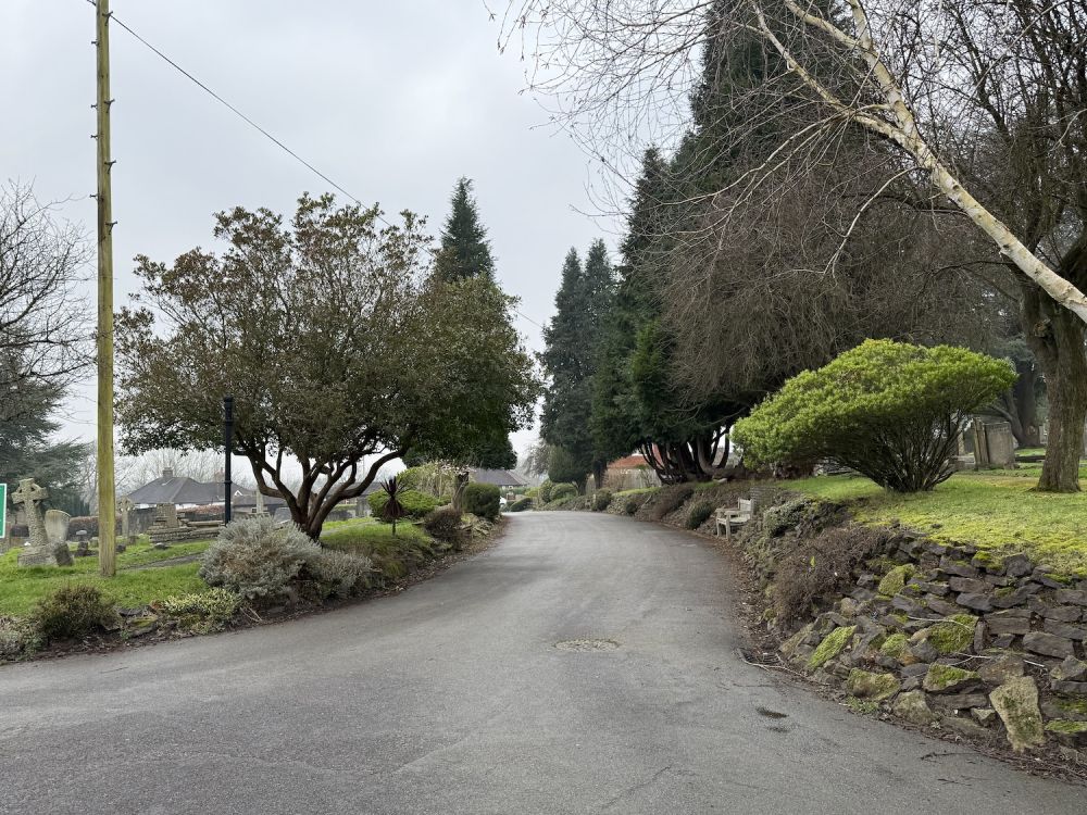 Redstone Cemetery  (Redhill, Surrey)