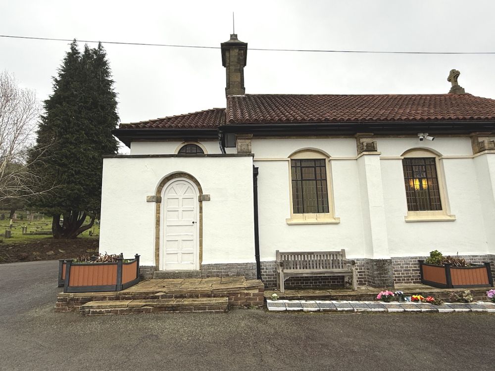 Redstone Cemetery  (Redhill, Surrey)