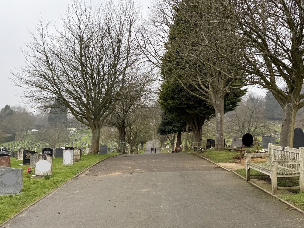 Redstone Cemetery  (Redhill, Surrey)
