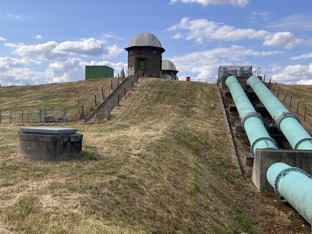 Island Barn Reservoir  (near Kingston, London UK)