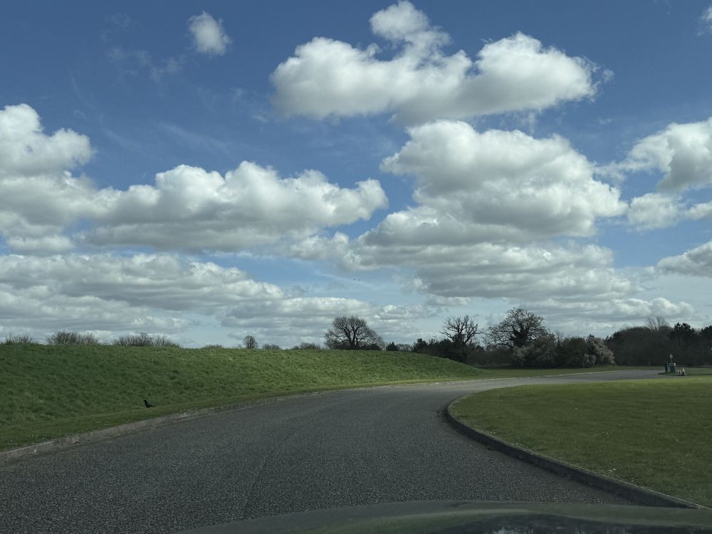 2.5km long rowing lake with  controllable roads. (Berkshire, UK)