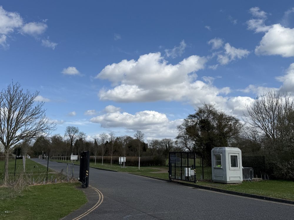 2.5km long rowing lake with  controllable roads. (Berkshire, UK)