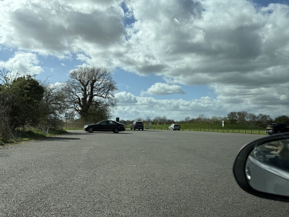 2.5km long rowing lake with  controllable roads. (Berkshire, UK)