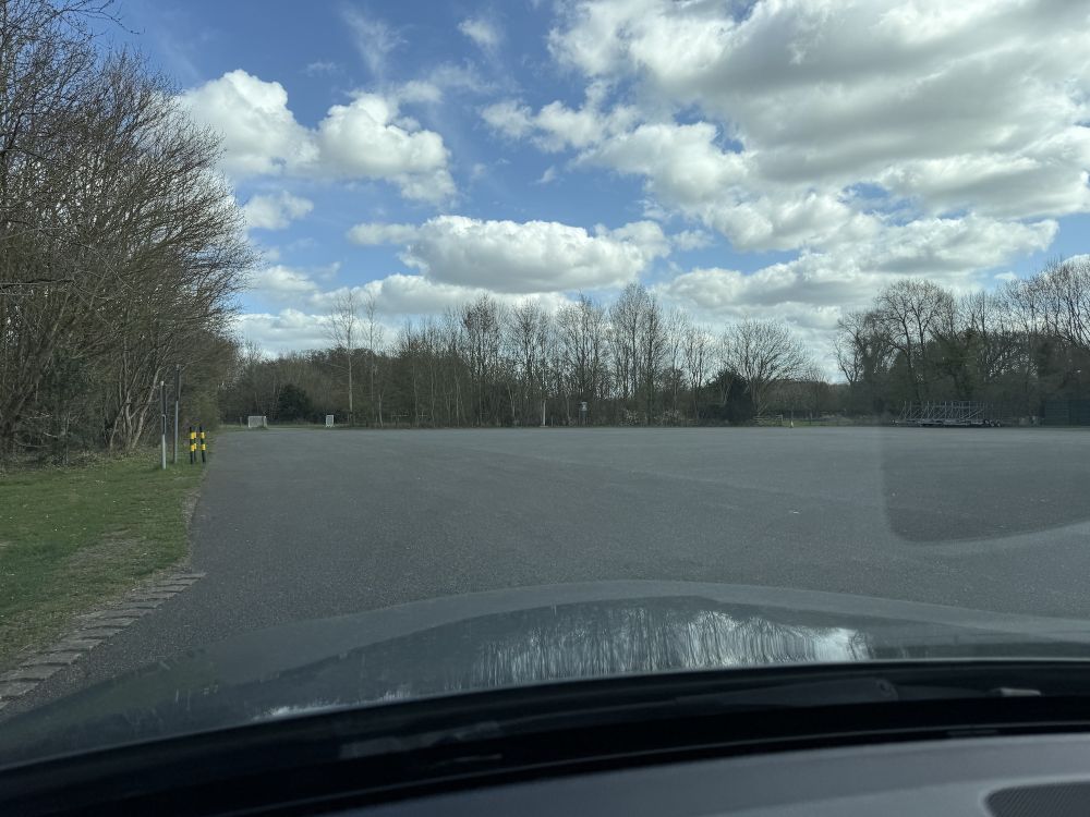 2.5km long rowing lake with  controllable roads. (Berkshire, UK)