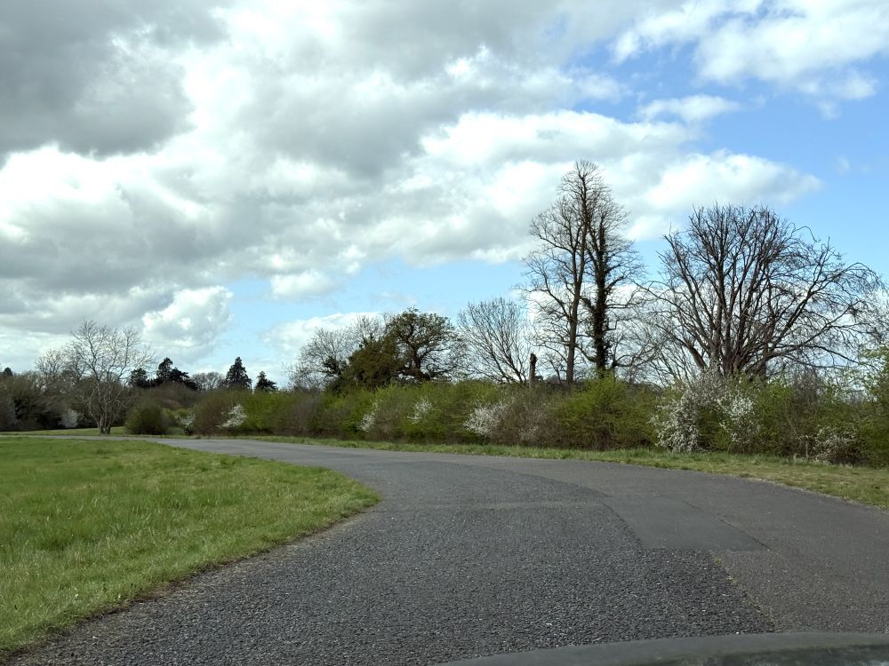 2.5km long rowing lake with  controllable roads. (Berkshire, UK)