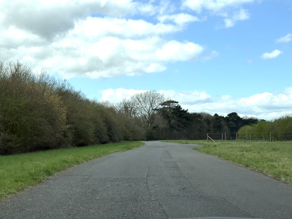 2.5km long rowing lake with  controllable roads. (Berkshire, UK)