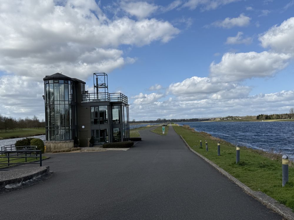 2.5km long rowing lake with  controllable roads. (Berkshire, UK)