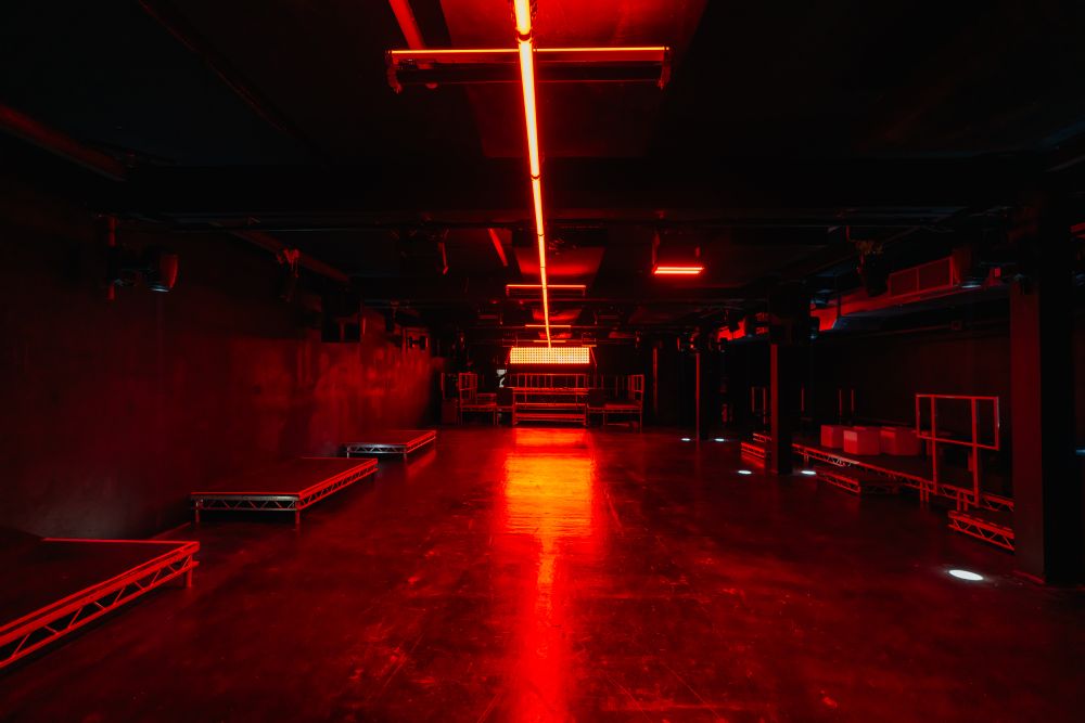 A versatile three-storey warehouse in Shoreditch, built for film, TV, and photography shoots. Industrial design, 3-phase power, and private modular spaces.